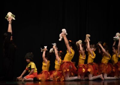 Corso di Giocodanza® a Sarnano con Ilaria Battaglioni per bambini e bambine dai 3 ai 7 anni - Scuola di Arti Sceniche e Performative APS Circolo di Piazza Altra